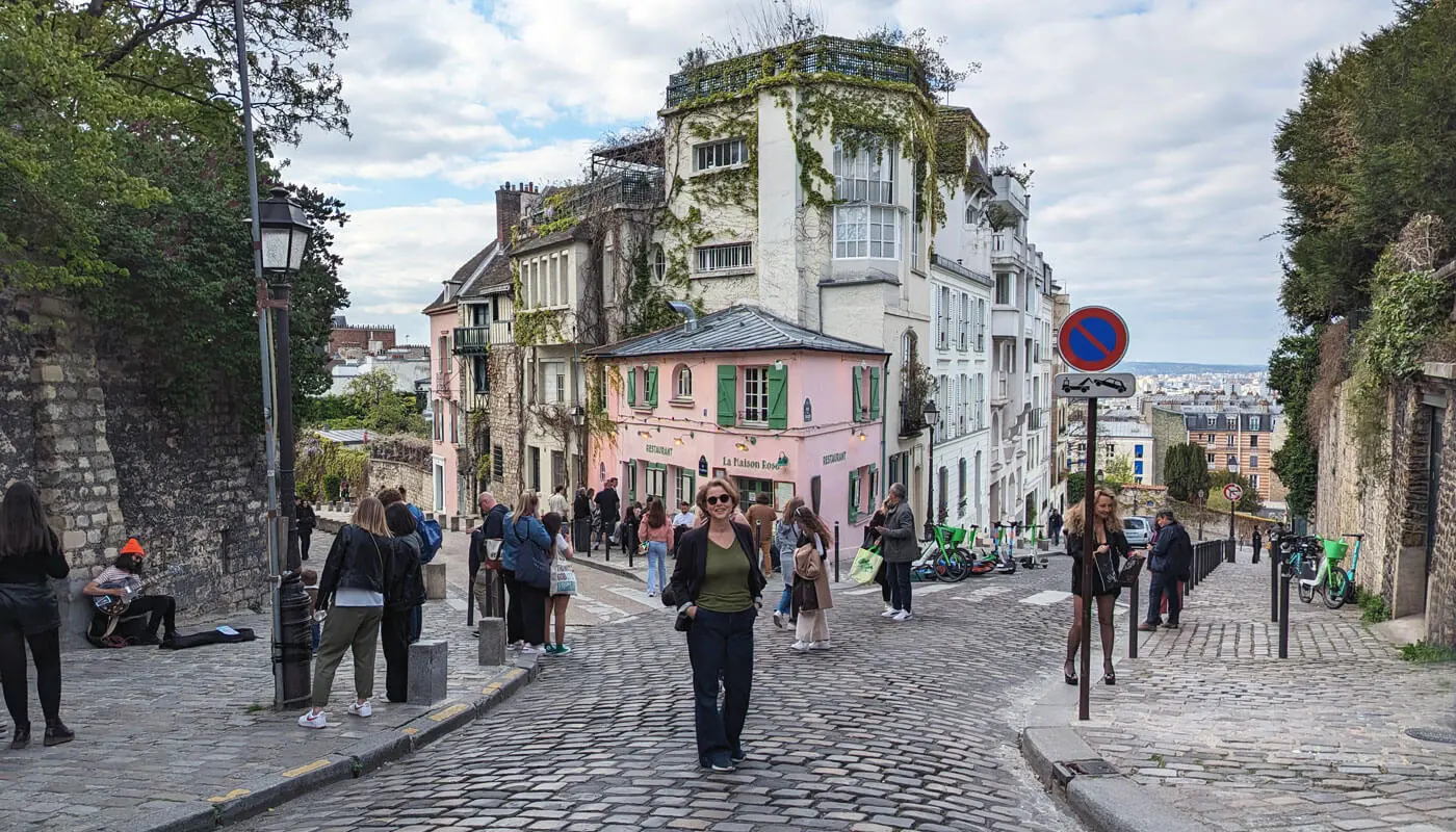 Pink House in Montmartre